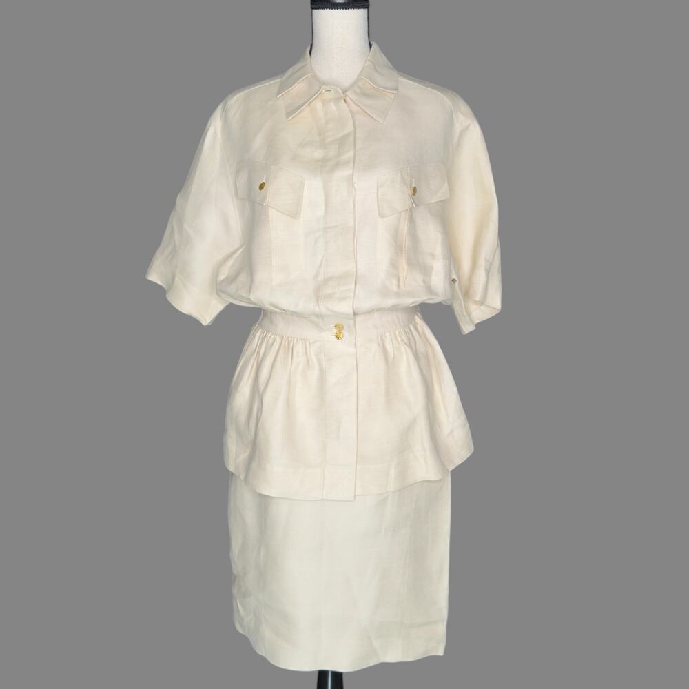 Chanel Boutique US10 Vintage 2 Pc Suit Set 100% Linen Natural Safari Gold Button